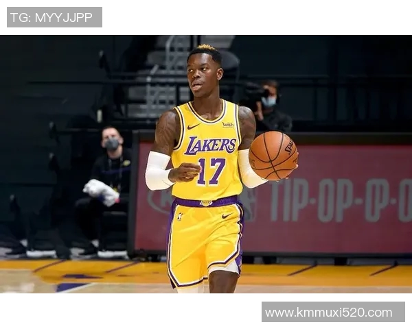 纳斯:埃奇库姆沉稳得像10年老将 他什么活都能干 能持续影响比赛 纳斯:埃奇库姆沉稳得像10年老将 他什么活都能干 能持续影响比赛